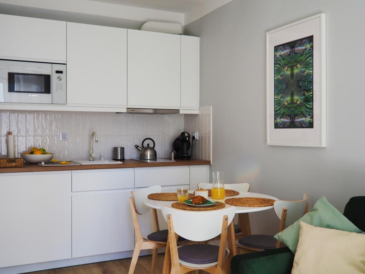 Kropla Rosy Wrocław Exteriör bild